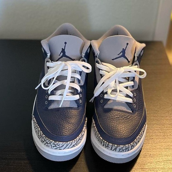 Jordan 3 “Georgetown” - Picture 3 of 6